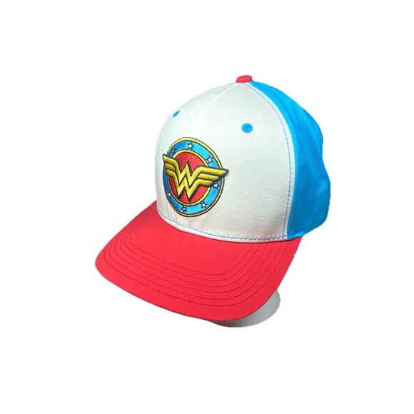 Wonder Woman Snap Back DC Comics Hat Red White Blue OSFA Embroidered Logo - Picture 1 of 6